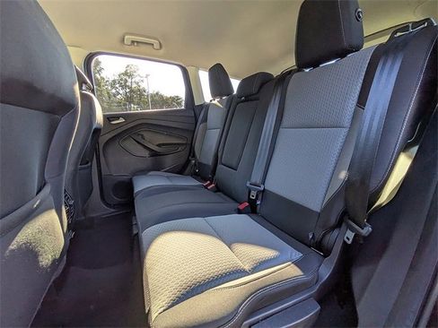 Used 2019 Ford Escape SE image 13