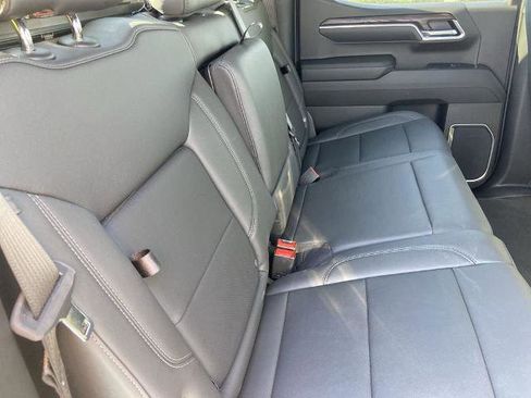 Used 2025 GMC Sierra 1500 SLT w/ SLT Premium Package image 22