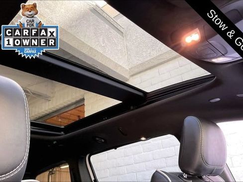 Used 2026 Chrysler Pacifica Limited w/ S Appearance Package FWD image 29
