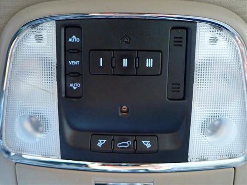 Used 2016 Jeep Grand Cherokee Limited w/ Trailer Tow Group IV image 25