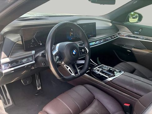 Used 2024 BMW 740i w/ Executive Package RWD image 16