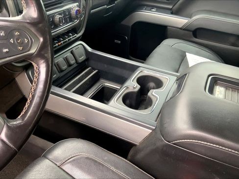 Used 2018 Chevrolet Silverado 2500 LTZ w/ Duramax Plus Package AWD/4WD image 16