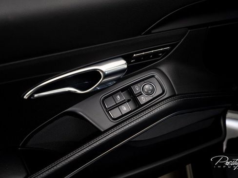 Used 2019 Porsche 911 Carrera image 19