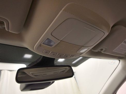 Used 2024 Ford Edge SEL w/ Convenience Package image 27