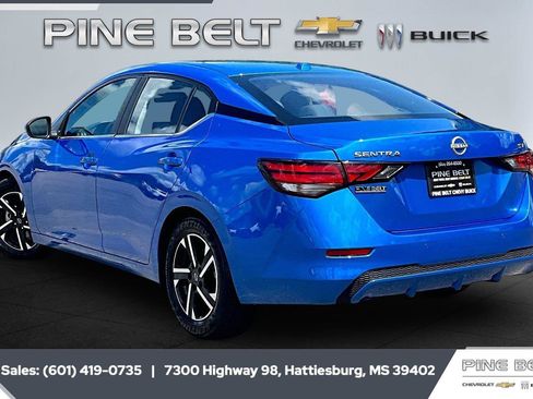Used 2024 Nissan Sentra SV FWD image 2