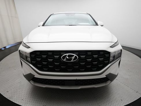 Used 2023 Hyundai Santa Fe SE FWD image 11