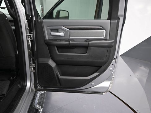 Used 2023 RAM 2500 Big Horn w/ Level 1 Equipment Group image 19