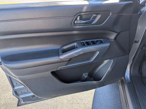 Used 2024 Nissan Pathfinder Rock Creek image 10