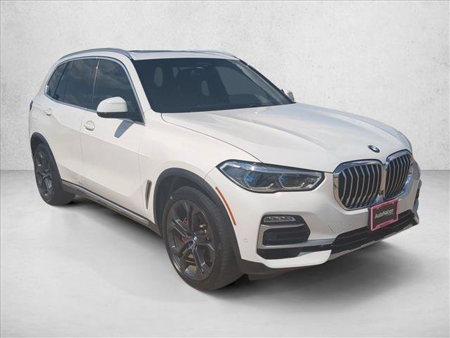 Used 2019 BMW X5 xDrive50i w/ Executive Package AWD/4WD image 3
