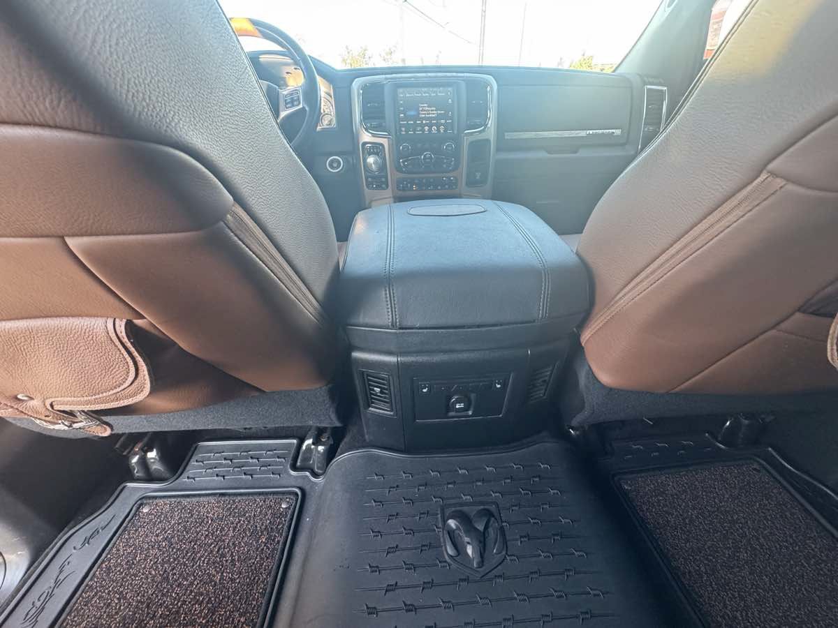 Used 2015 RAM 1500 Laramie Longhorn w/ Convenience Group AWD/4WD image 12