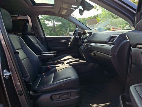Used 2021 Honda Pilot Special Edition image 13