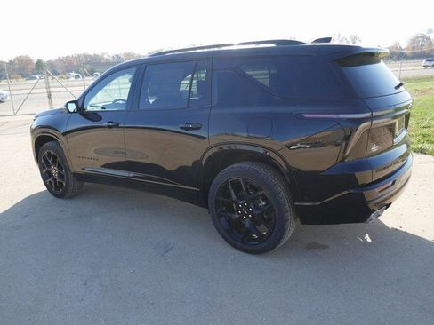 New 2026 Chevrolet Traverse RS image 5