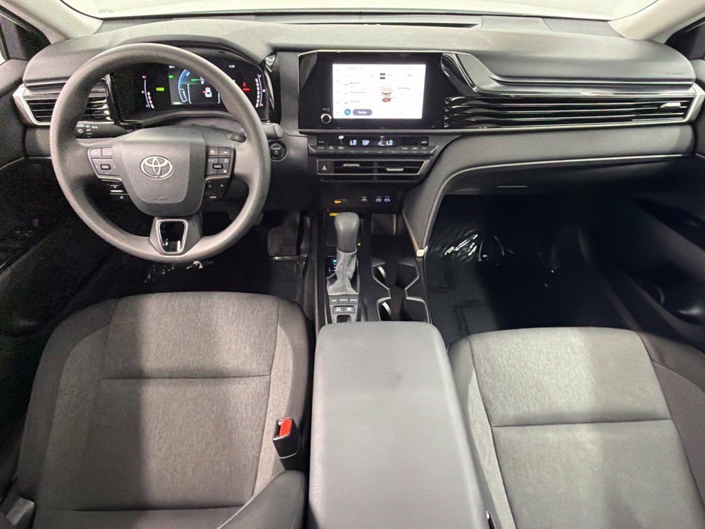 Used 2026 Toyota Camry LE FWD image 36