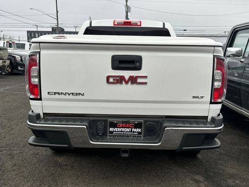 Used 2015 GMC Canyon SLT w/ Driver Alert Package image 3