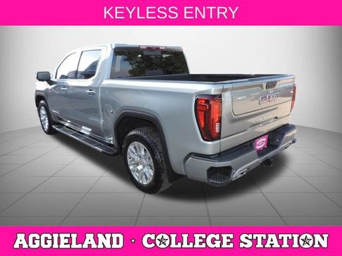 Used 2024 GMC Sierra 1500 Denali w/ Technology Package AWD/4WD image 6