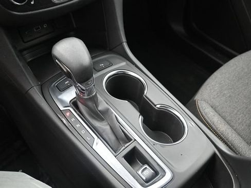 Used 2024 Chevrolet Equinox LT AWD/4WD image 30