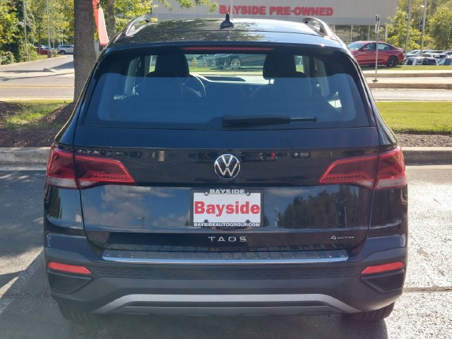 Used 2023 Volkswagen Taos S w/ Driver Assistance Package AWD/4WD image 18