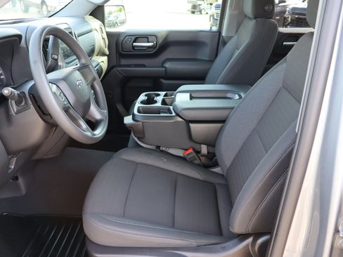 Used 2025 Chevrolet Silverado 1500 Custom Trail Boss AWD/4WD image 14