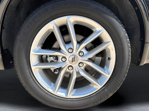 Used 2023 Dodge Durango GT AWD/4WD image 32