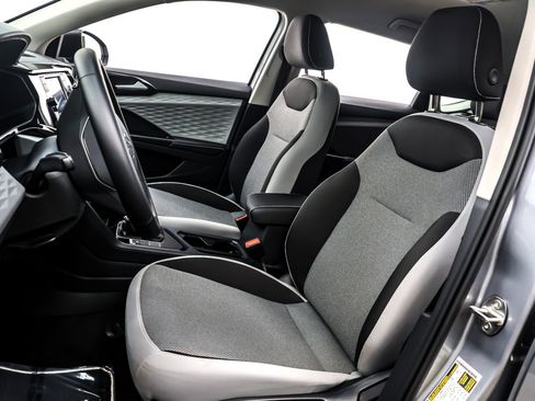 Used 2024 Volkswagen Taos S image 17