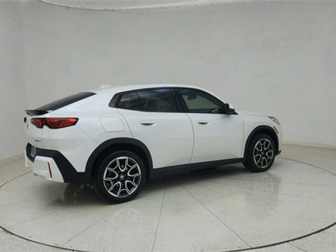 Used 2025 BMW X2 xDrive28i image 69