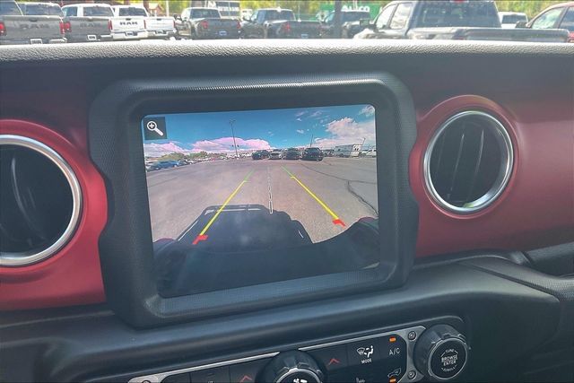 Used 2022 Jeep Gladiator Rubicon w/ LED Lighting Group AWD/4WD image 23