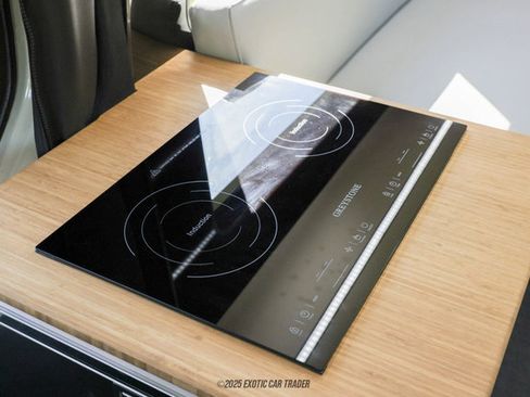 Used 2025 Mercedes-Benz Sprinter 2500 image 90