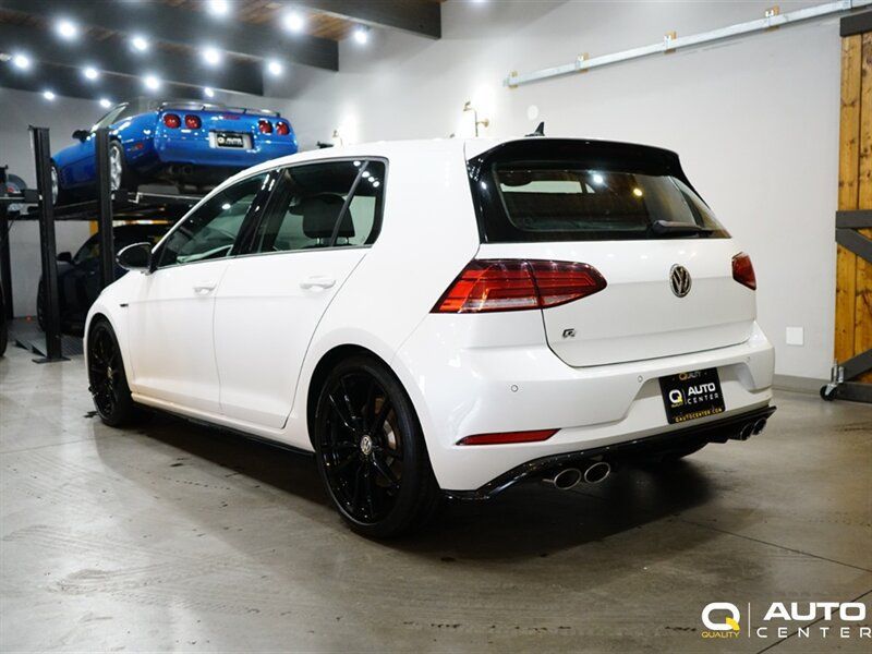 Used 2019 Volkswagen Golf R 4-Door AWD/4WD image 5