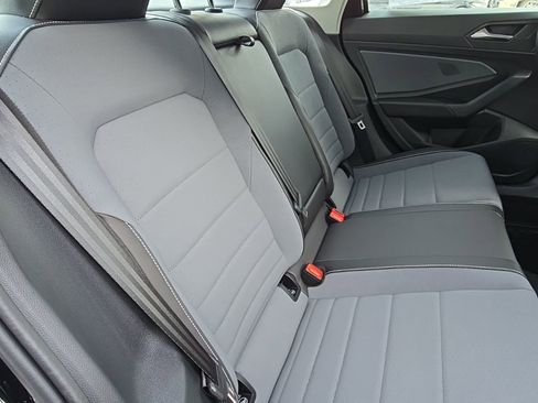 New 2026 Volkswagen Jetta SE image 19