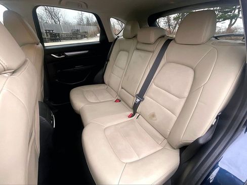 Used 2019 MAZDA CX-5 Touring image 26