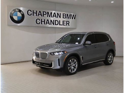 Used 2026 BMW X5 xDrive50e w/ Premium Package AWD/4WD image 1