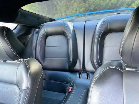 Used 2019 Ford Mustang GT Premium w/ GT Performance Package RWD image 19