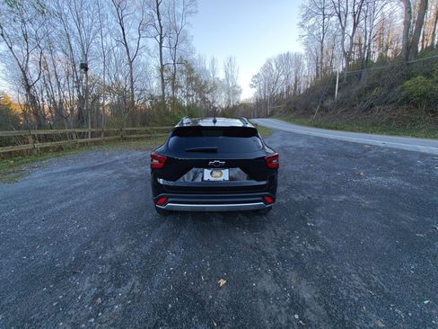 New 2026 Chevrolet Trax LT image 9