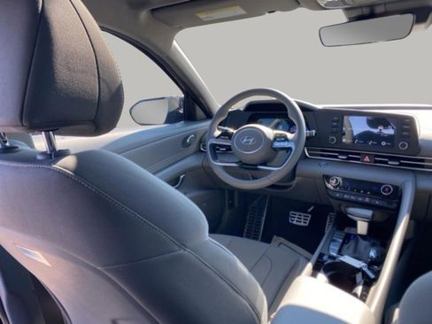 New 2026 Hyundai Elantra SEL Sport Premium FWD image 11