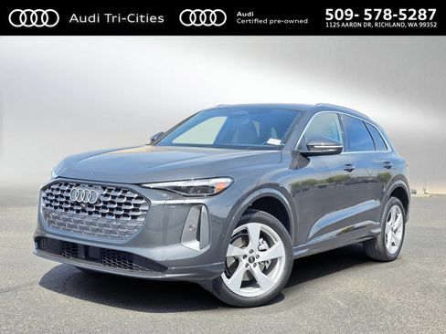 Certified 2025 Audi Q5 Premium w/ Premium Plus AWD/4WD image 1