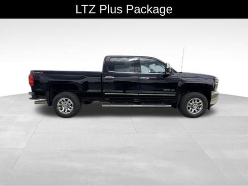 Used 2019 Chevrolet Silverado 3500 LTZ w/ Duramax Plus Package AWD/4WD image 6