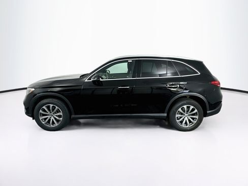 Used 2026 Mercedes-Benz GLC 300 4MATIC image 4