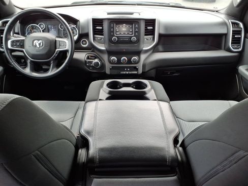 Used 2022 RAM 1500 Big Horn AWD/4WD image 12