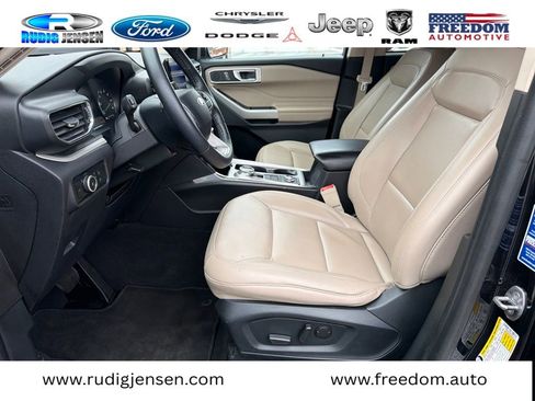 Used 2024 Ford Explorer XLT w/ Equipment Group 202A image 10
