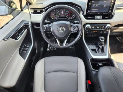 Used 2020 Toyota RAV4 XLE Premium AWD/4WD image 11