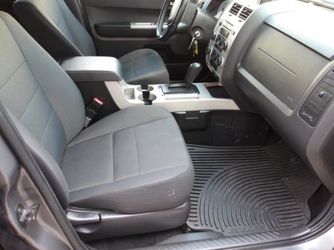 Used 2012 Ford Escape XLT AWD/4WD image 6