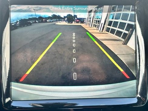 Used 2019 Jeep Cherokee High Altitude AWD/4WD image 14