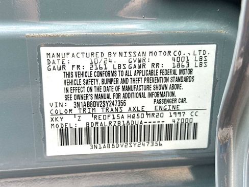 Used 2025 Nissan Sentra SR FWD image 22