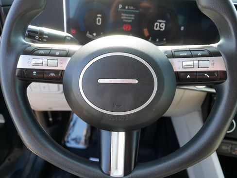 Used 2025 Hyundai Tucson SEL image 25