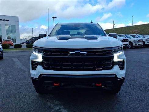 Used 2023 Chevrolet Silverado 1500 LT Trail Boss w/ Protection Package image 9