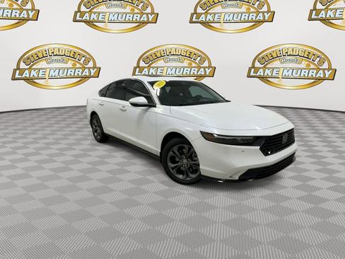 Used 2023 Honda Accord EX-L image 5