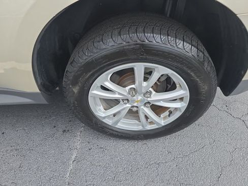 Used 2016 Chevrolet Equinox LT w/ Convenience Package image 35