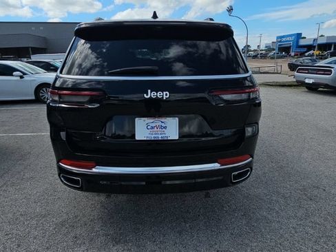 Used 2024 Jeep Grand Cherokee L Summit AWD/4WD image 6