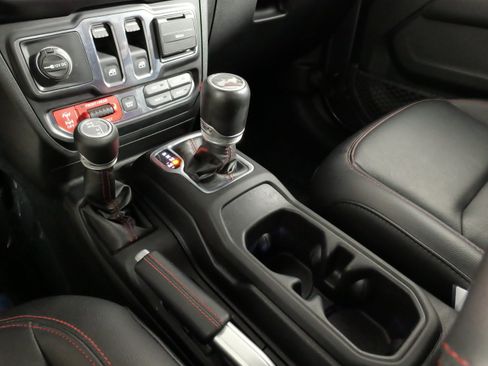 Used 2020 Jeep Wrangler Rubicon AWD/4WD image 47