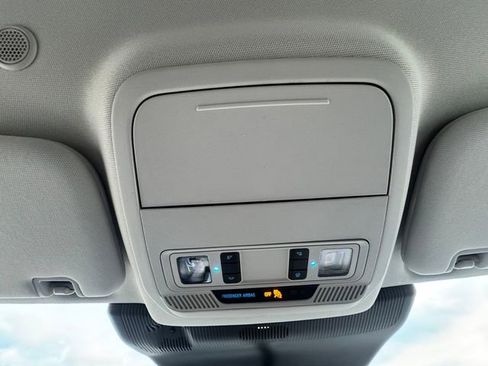 New 2026 Ford Explorer Active w/ Active Comfort Package image 33